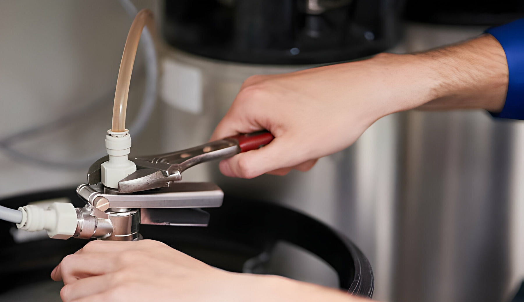 Basic Plumbing Repairs Every Homeowner Should Know