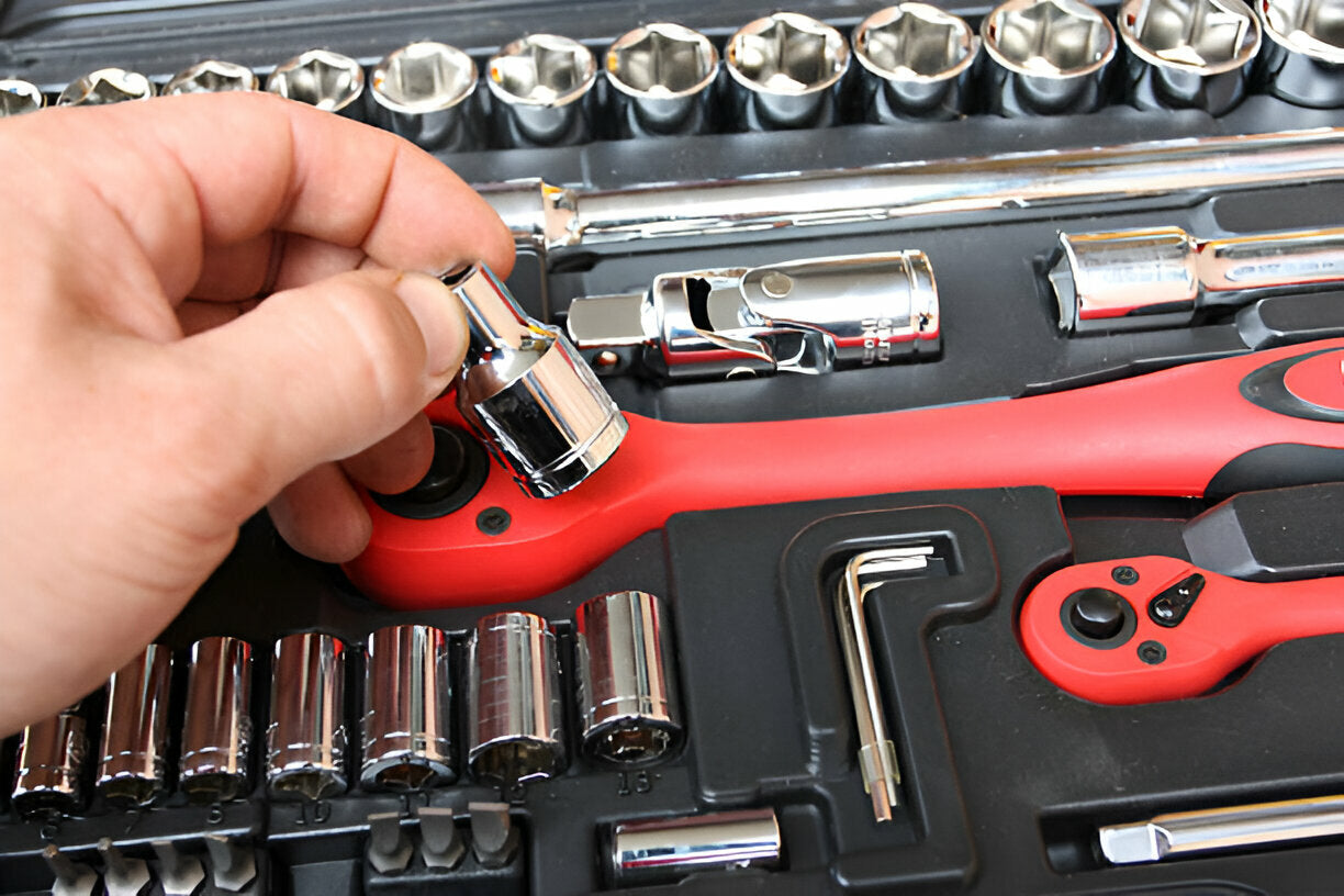 Automotive Specialty Tools: When and How to Use Them