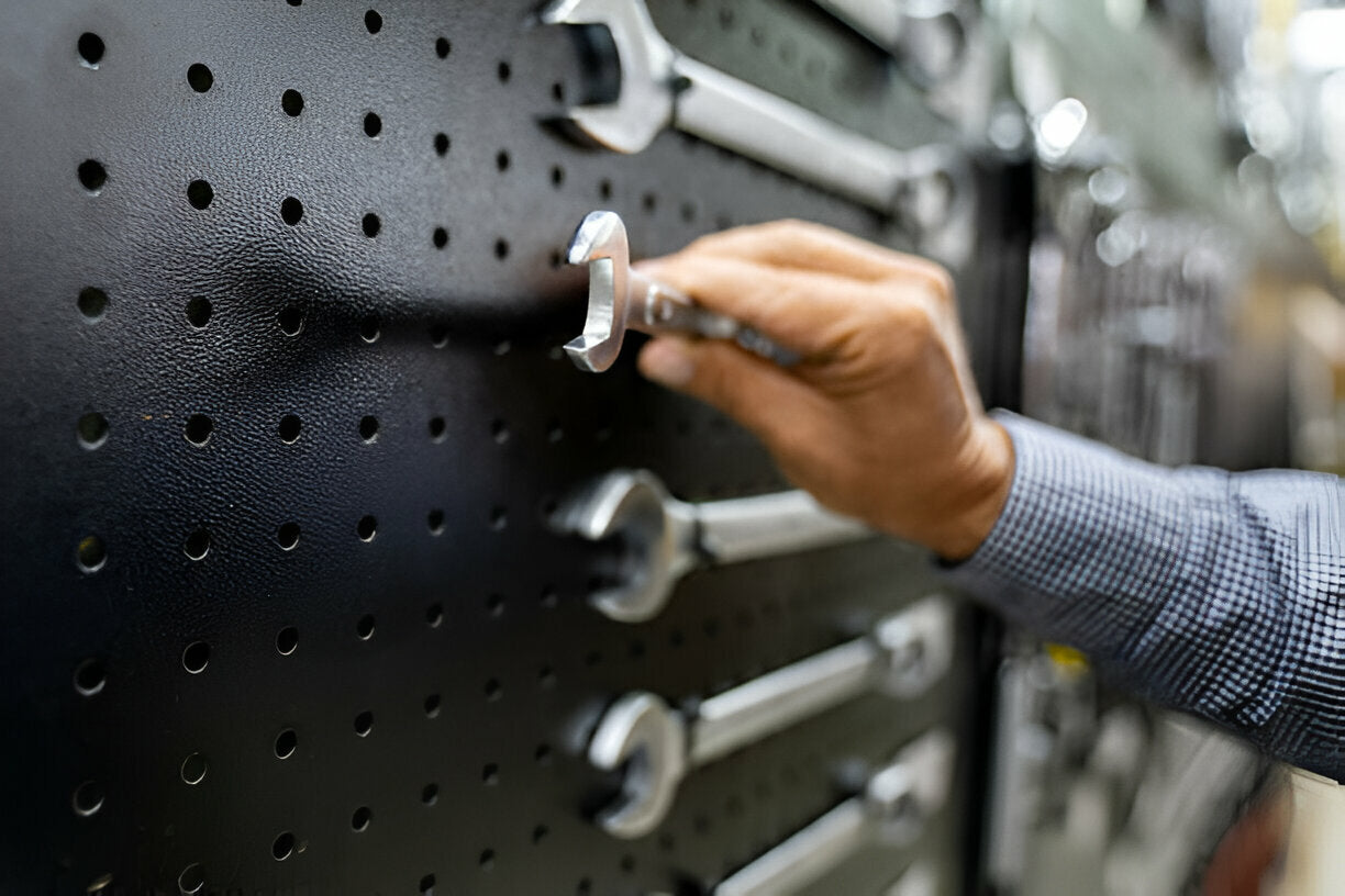 Exploring Wrench Brands: Klein Tools Competitors