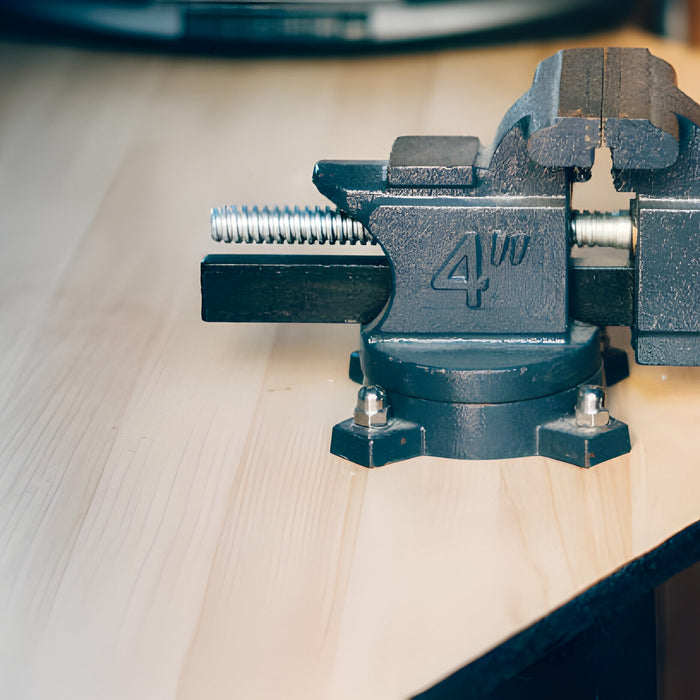 Secure Your Bench Vise Properly: Common Mounting Mistakes to Avoid